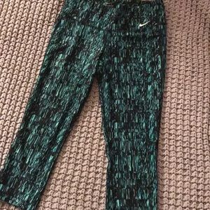 NWOT Nike workout pants size S